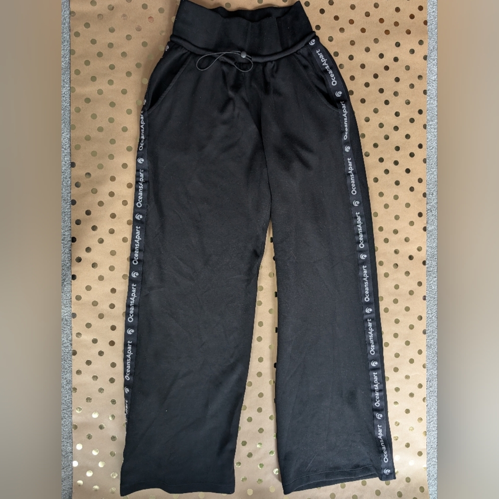 Oceans Apart Black Yoga Sweat Pants S Small